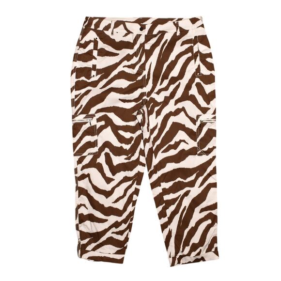 CHICO'S $75 Comfort Waist Luxe Utility Zebra Crop Cargo Pants Chico's 2 / US 12 - Picture 1 of 3